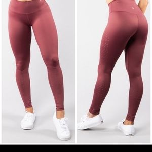 XL Buffbunny Allure  Lazer cut leggings